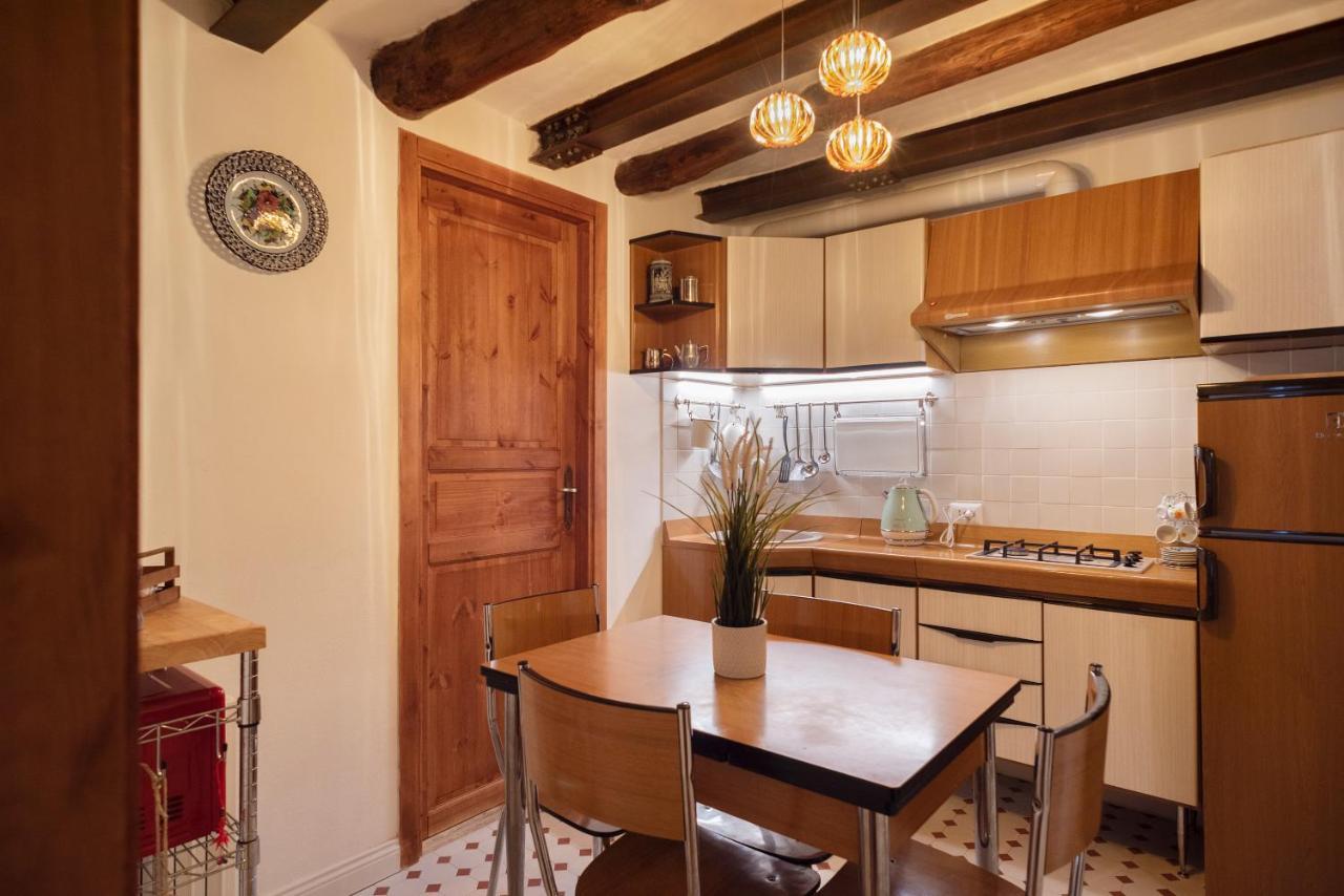 Casa Donna Aiuola Apartment Napoli Bagian luar foto