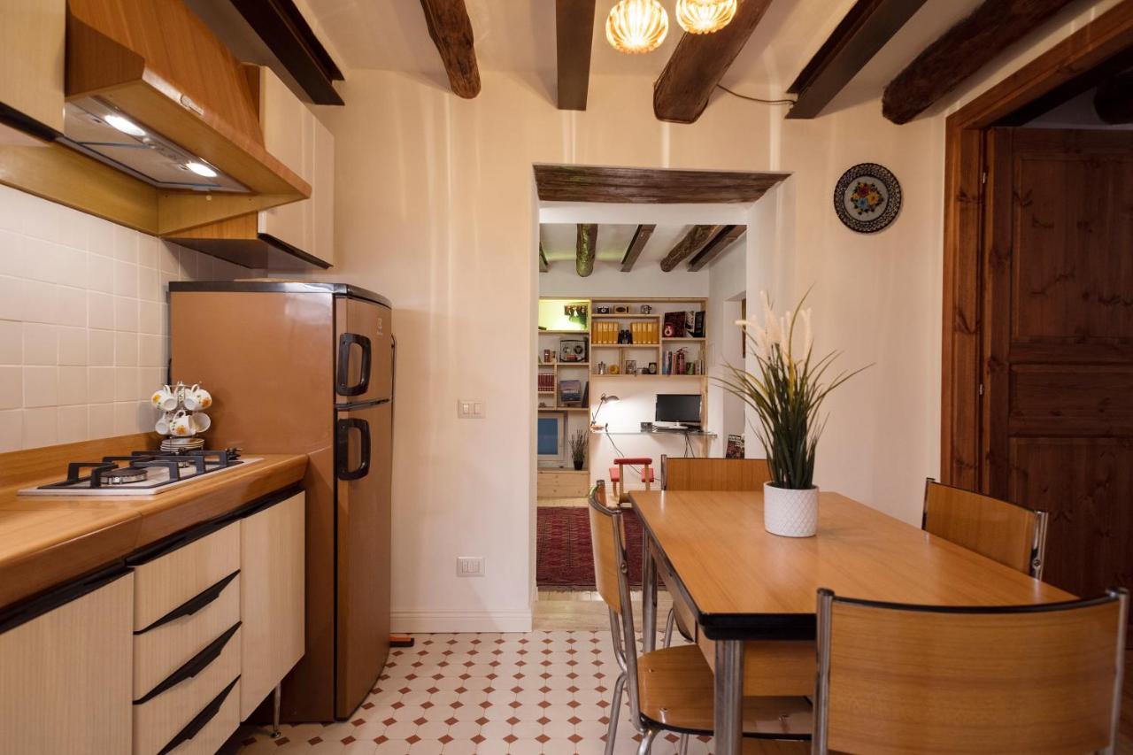 Casa Donna Aiuola Apartment Napoli Bagian luar foto
