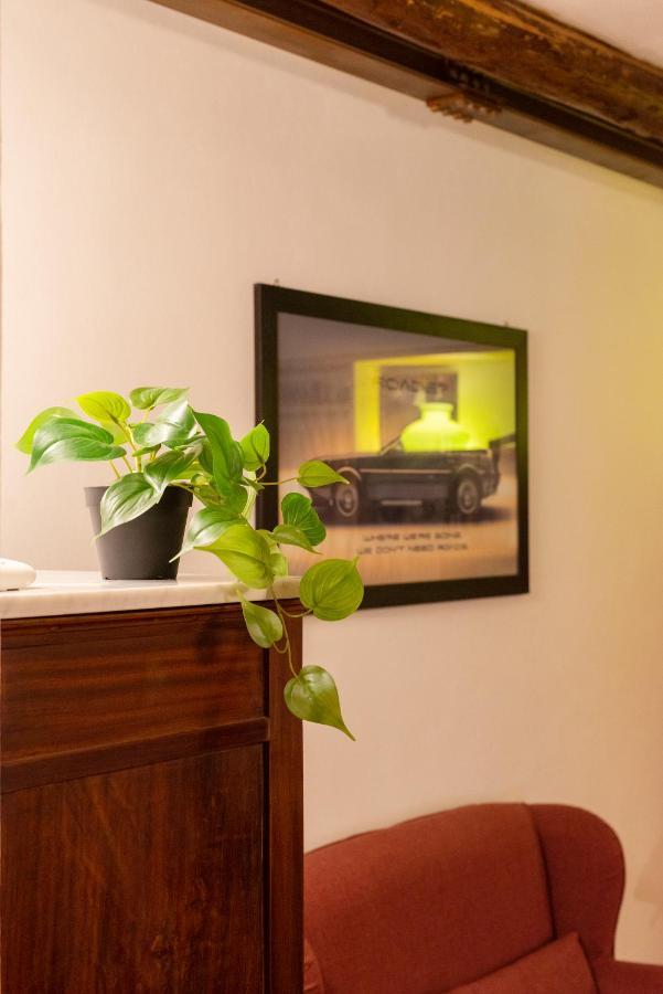 Casa Donna Aiuola Apartment Napoli Bagian luar foto