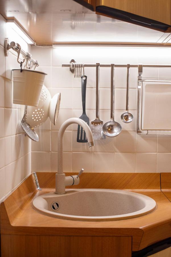 Casa Donna Aiuola Apartment Napoli Bagian luar foto